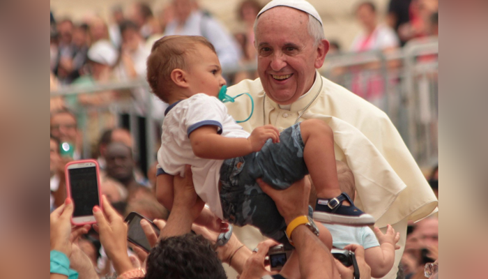 Pope-Francis-Heart-Hope